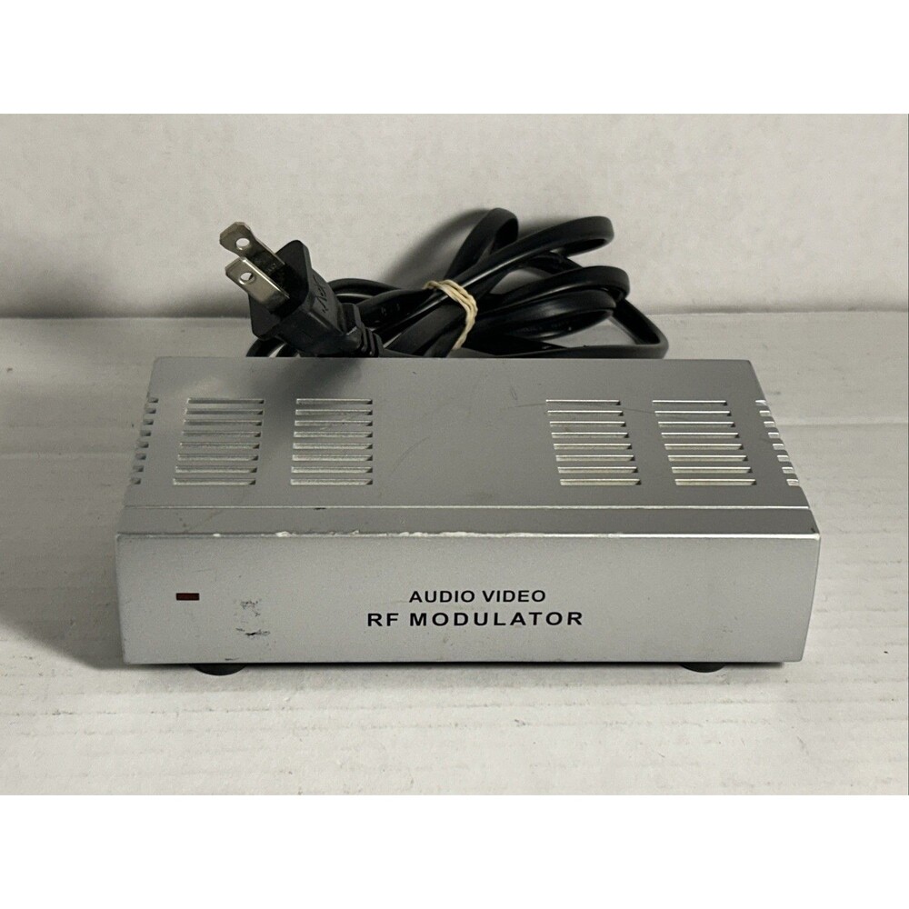Dynex WS-007 Audio Video RF Modulator w/ Attached Power Plug